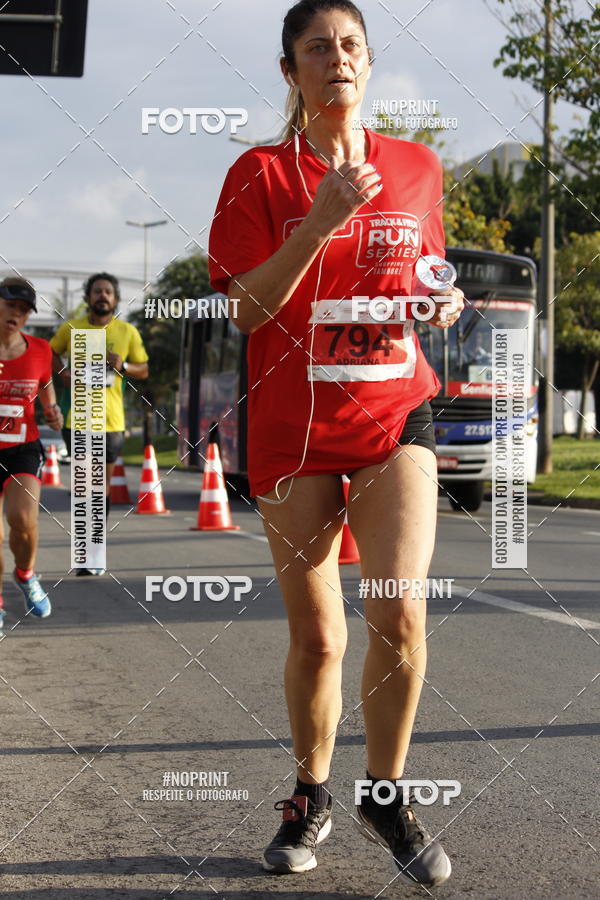 Buy your photos of the eventSantander Track & Field Run Series - Shopping Tambor on Fotop