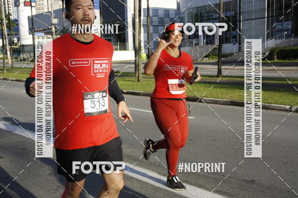 Buy your photos of the eventSantander Track & Field Run Series - Shopping Tambor on Fotop