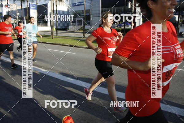 Buy your photos of the eventSantander Track & Field Run Series - Shopping Tambor on Fotop