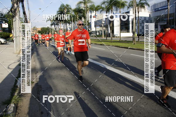Buy your photos of the eventSantander Track & Field Run Series - Shopping Tambor on Fotop