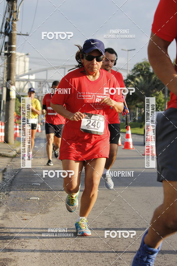 Buy your photos of the eventSantander Track & Field Run Series - Shopping Tambor on Fotop