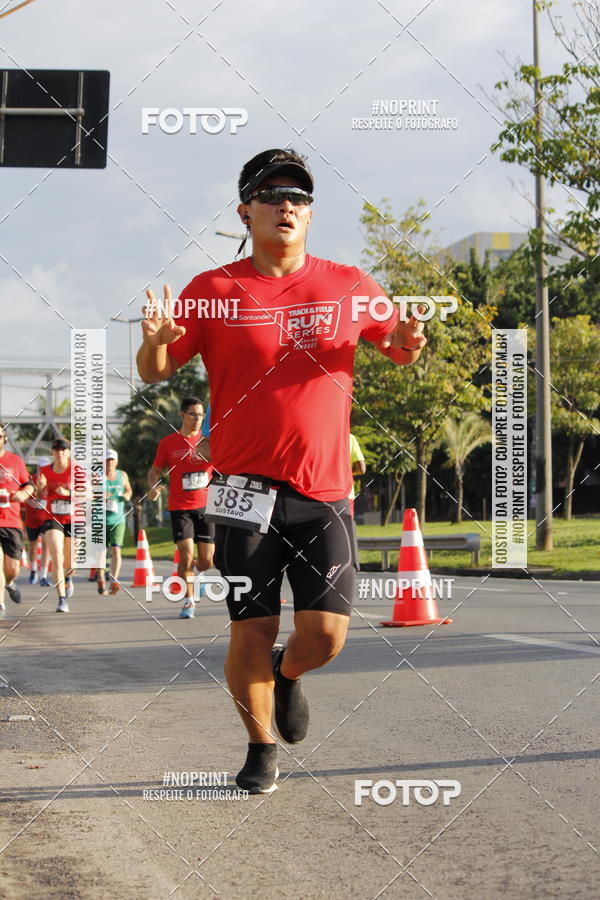 Buy your photos of the eventSantander Track & Field Run Series - Shopping Tambor on Fotop