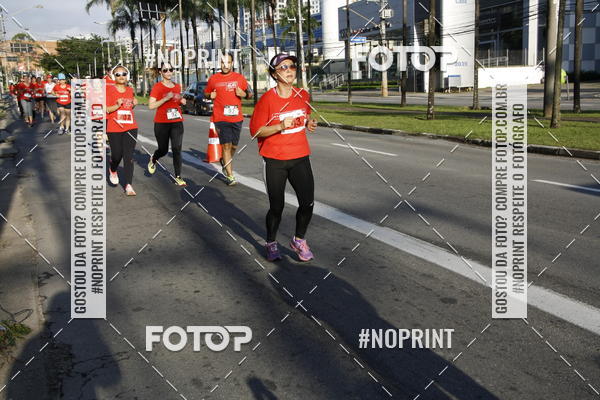 Buy your photos of the eventSantander Track & Field Run Series - Shopping Tambor on Fotop