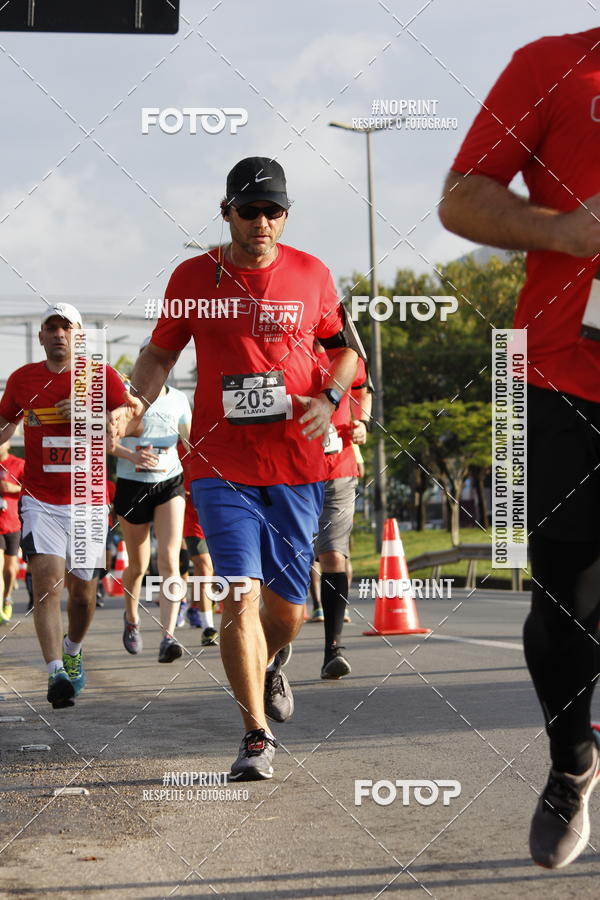 Buy your photos of the eventSantander Track & Field Run Series - Shopping Tambor on Fotop