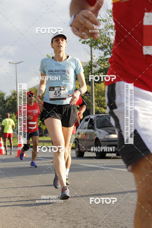 Buy your photos of the eventSantander Track & Field Run Series - Shopping Tambor on Fotop