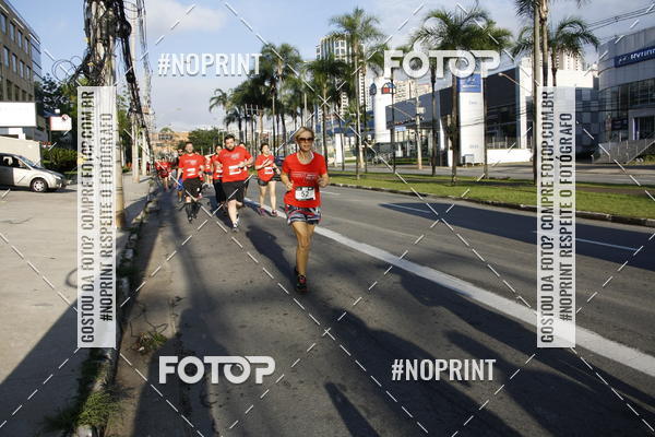 Buy your photos of the eventSantander Track & Field Run Series - Shopping Tambor on Fotop