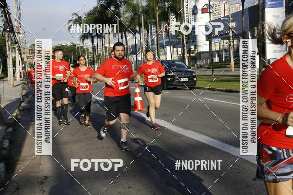 Buy your photos of the eventSantander Track & Field Run Series - Shopping Tambor on Fotop