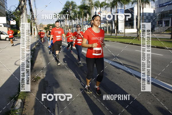 Buy your photos of the eventSantander Track & Field Run Series - Shopping Tambor on Fotop