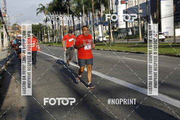 Buy your photos of the eventSantander Track & Field Run Series - Shopping Tambor on Fotop