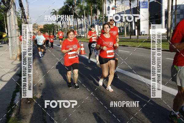 Buy your photos of the eventSantander Track & Field Run Series - Shopping Tambor on Fotop