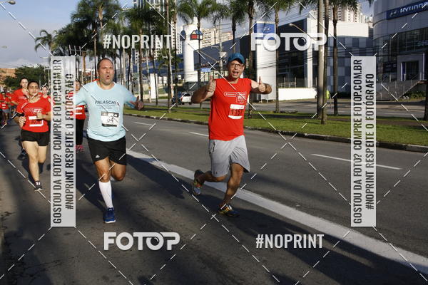 Buy your photos of the eventSantander Track & Field Run Series - Shopping Tambor on Fotop