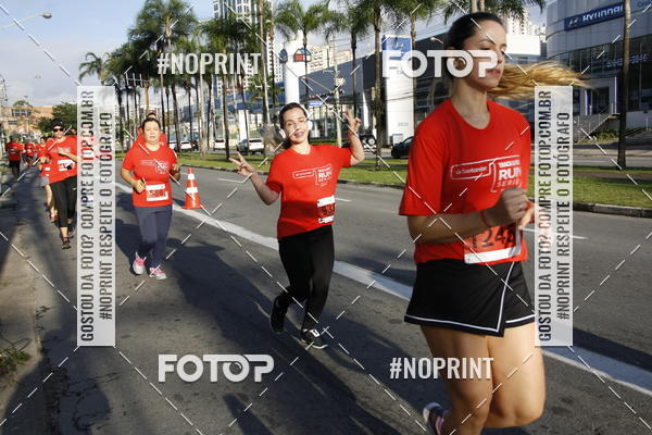 Buy your photos of the eventSantander Track & Field Run Series - Shopping Tambor on Fotop