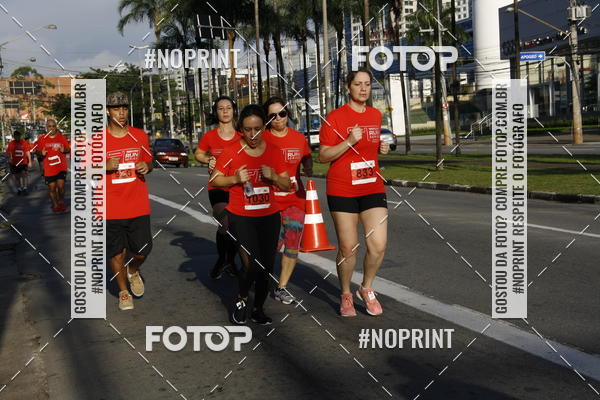 Buy your photos of the eventSantander Track & Field Run Series - Shopping Tambor on Fotop