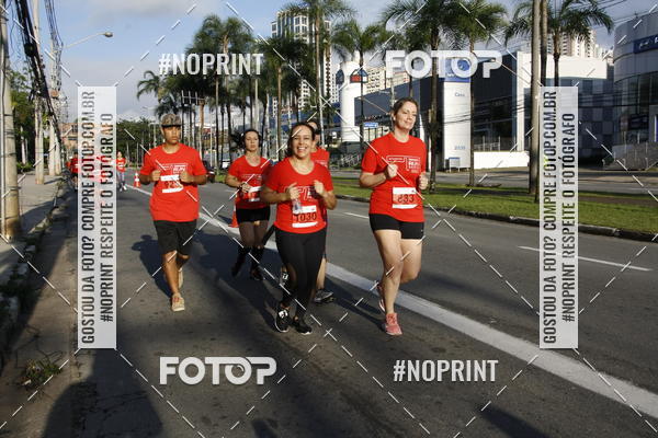 Buy your photos of the eventSantander Track & Field Run Series - Shopping Tambor on Fotop