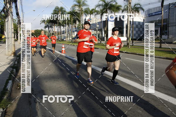 Buy your photos of the eventSantander Track & Field Run Series - Shopping Tambor on Fotop