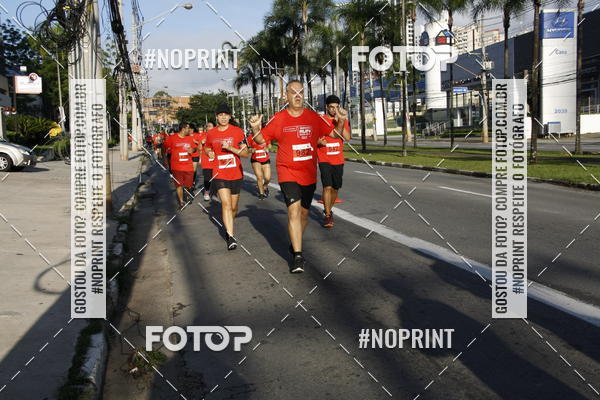 Buy your photos of the eventSantander Track & Field Run Series - Shopping Tambor on Fotop
