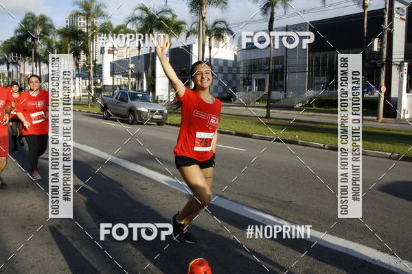 Buy your photos of the eventSantander Track & Field Run Series - Shopping Tambor on Fotop