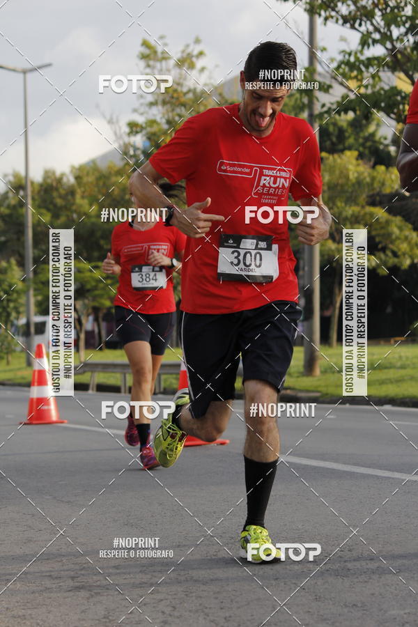 Buy your photos of the eventSantander Track & Field Run Series - Shopping Tambor on Fotop
