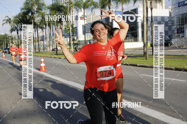 Buy your photos of the eventSantander Track & Field Run Series - Shopping Tambor on Fotop