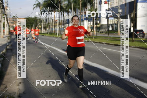 Buy your photos of the eventSantander Track & Field Run Series - Shopping Tambor on Fotop