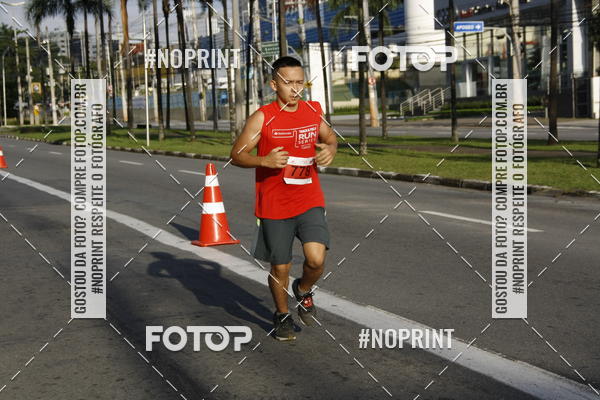 Buy your photos of the eventSantander Track & Field Run Series - Shopping Tambor on Fotop