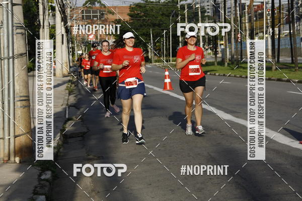 Buy your photos of the eventSantander Track & Field Run Series - Shopping Tambor on Fotop