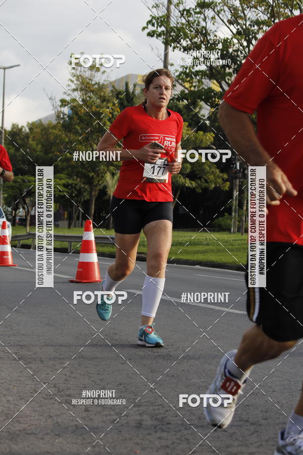 Buy your photos of the eventSantander Track & Field Run Series - Shopping Tambor on Fotop