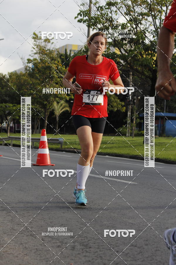 Buy your photos of the eventSantander Track & Field Run Series - Shopping Tambor on Fotop
