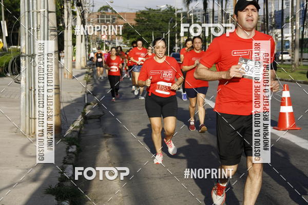 Buy your photos of the eventSantander Track & Field Run Series - Shopping Tambor on Fotop
