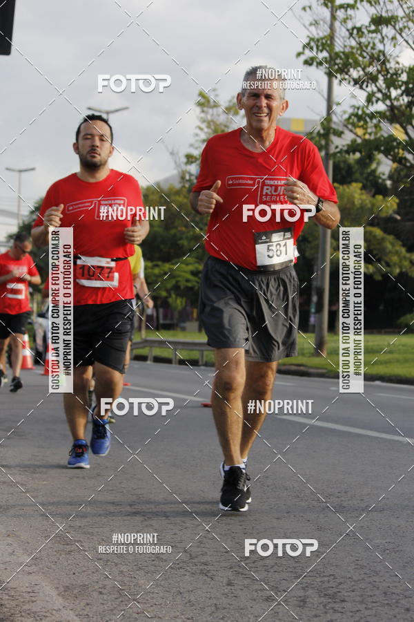 Buy your photos of the eventSantander Track & Field Run Series - Shopping Tambor on Fotop
