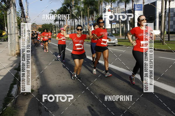 Buy your photos of the eventSantander Track & Field Run Series - Shopping Tambor on Fotop