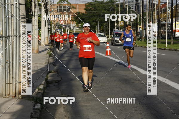 Buy your photos of the eventSantander Track & Field Run Series - Shopping Tambor on Fotop
