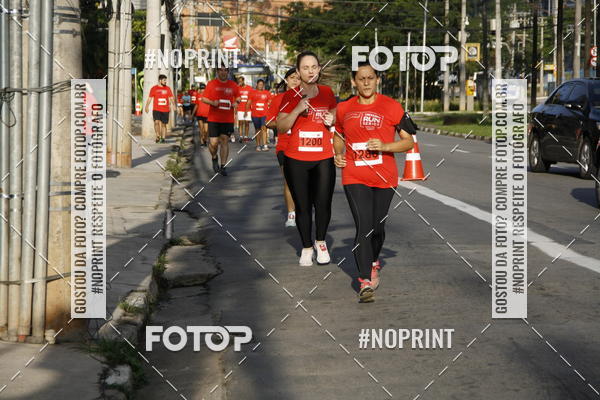 Buy your photos of the eventSantander Track & Field Run Series - Shopping Tambor on Fotop