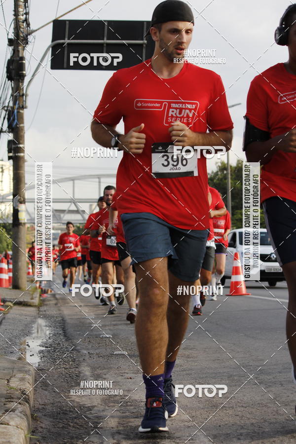 Buy your photos of the eventSantander Track & Field Run Series - Shopping Tambor on Fotop