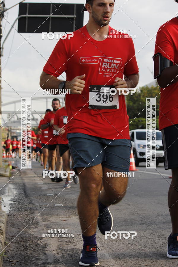 Buy your photos of the eventSantander Track & Field Run Series - Shopping Tambor on Fotop