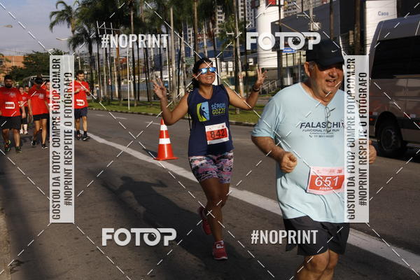Buy your photos of the eventSantander Track & Field Run Series - Shopping Tambor on Fotop