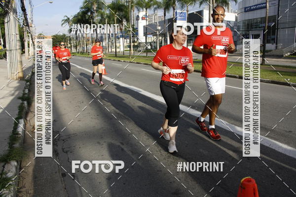Buy your photos of the eventSantander Track & Field Run Series - Shopping Tambor on Fotop