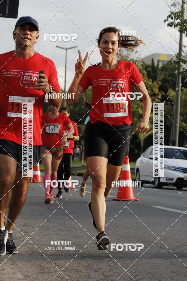 Buy your photos of the eventSantander Track & Field Run Series - Shopping Tambor on Fotop