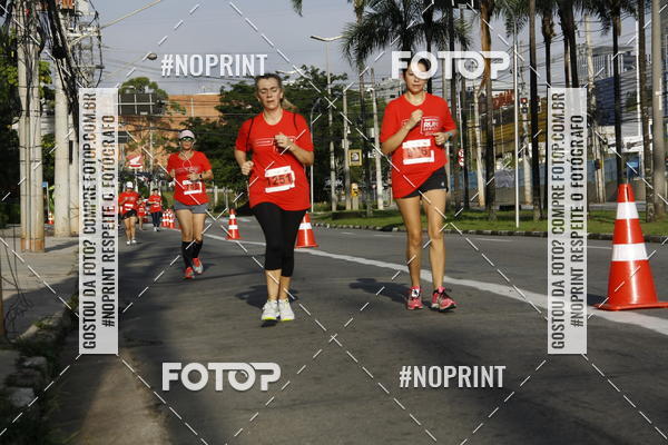Buy your photos of the eventSantander Track & Field Run Series - Shopping Tambor on Fotop