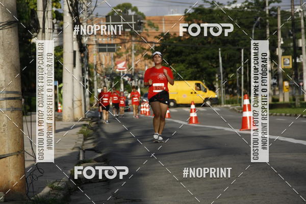 Buy your photos of the eventSantander Track & Field Run Series - Shopping Tambor on Fotop