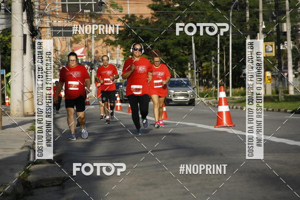 Buy your photos of the eventSantander Track & Field Run Series - Shopping Tambor on Fotop
