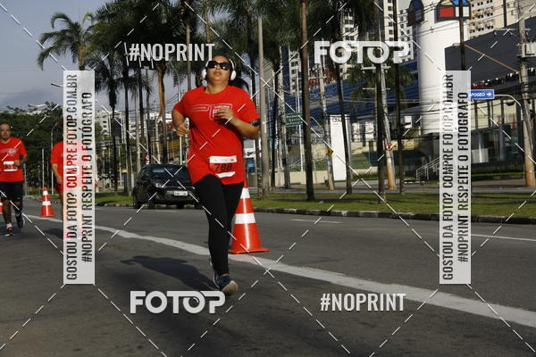 Buy your photos of the eventSantander Track & Field Run Series - Shopping Tambor on Fotop