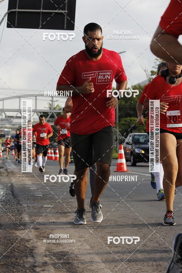 Buy your photos of the eventSantander Track & Field Run Series - Shopping Tambor on Fotop