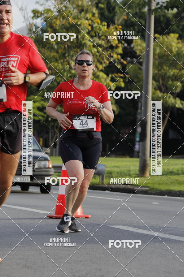 Buy your photos of the eventSantander Track & Field Run Series - Shopping Tambor on Fotop