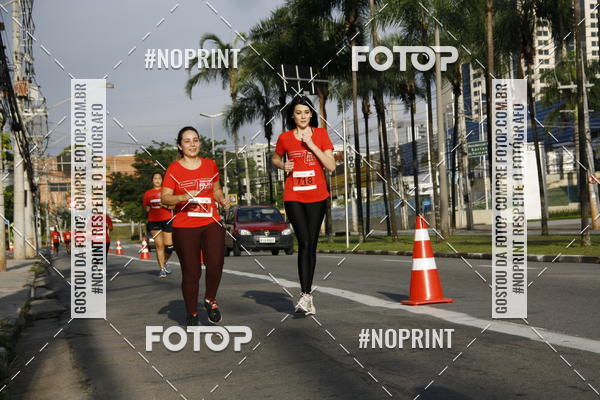 Buy your photos of the eventSantander Track & Field Run Series - Shopping Tambor on Fotop