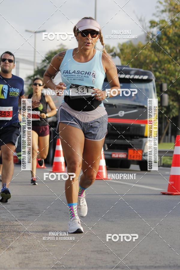 Buy your photos of the eventSantander Track & Field Run Series - Shopping Tambor on Fotop