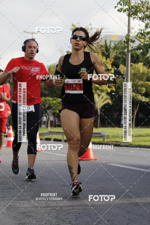 Buy your photos of the eventSantander Track & Field Run Series - Shopping Tambor on Fotop