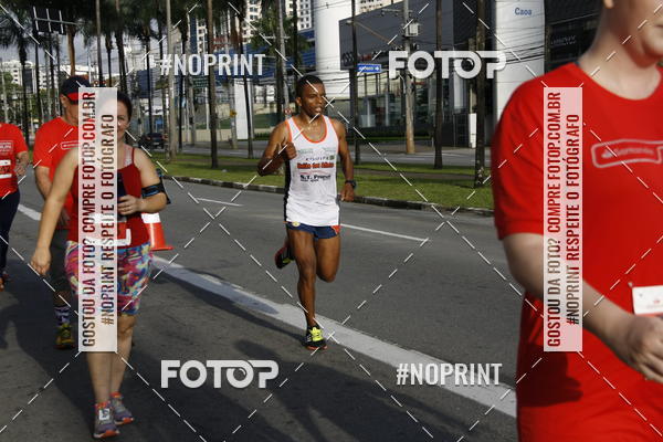 Buy your photos of the eventSantander Track & Field Run Series - Shopping Tambor on Fotop