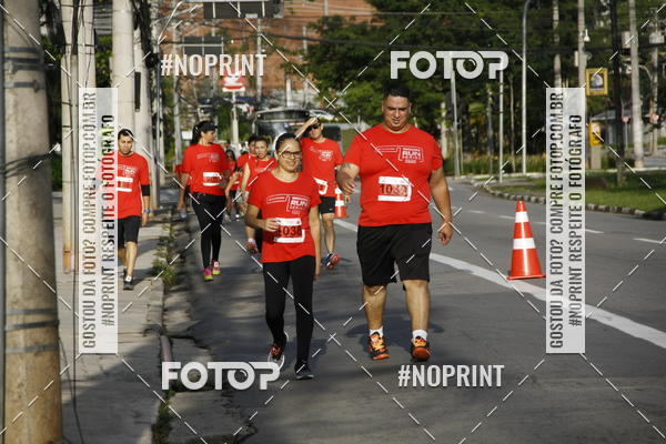 Buy your photos of the eventSantander Track & Field Run Series - Shopping Tambor on Fotop