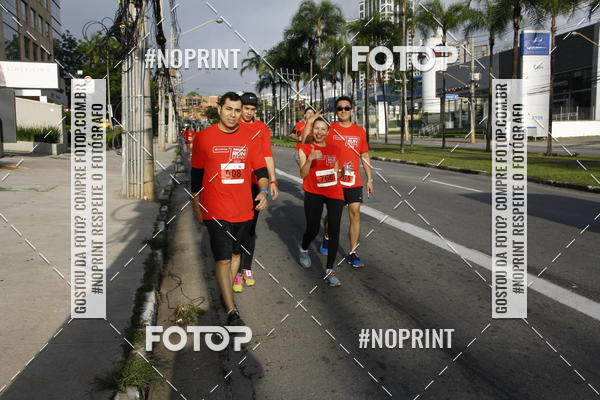 Buy your photos of the eventSantander Track & Field Run Series - Shopping Tambor on Fotop